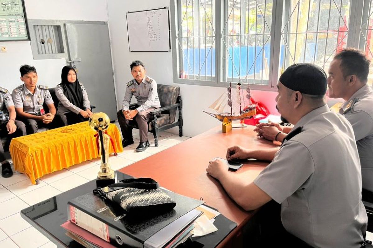 Kemenkum Malut Gelar Advokasi Layanan Hukum bagi pejabat dan warga binaan di Rutan Soasiu
