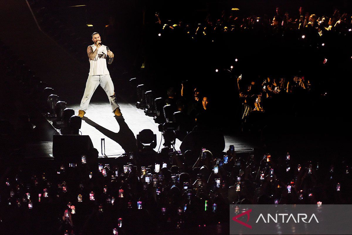Maroon 5 siap comeback dengan album baru "Love Is Like"