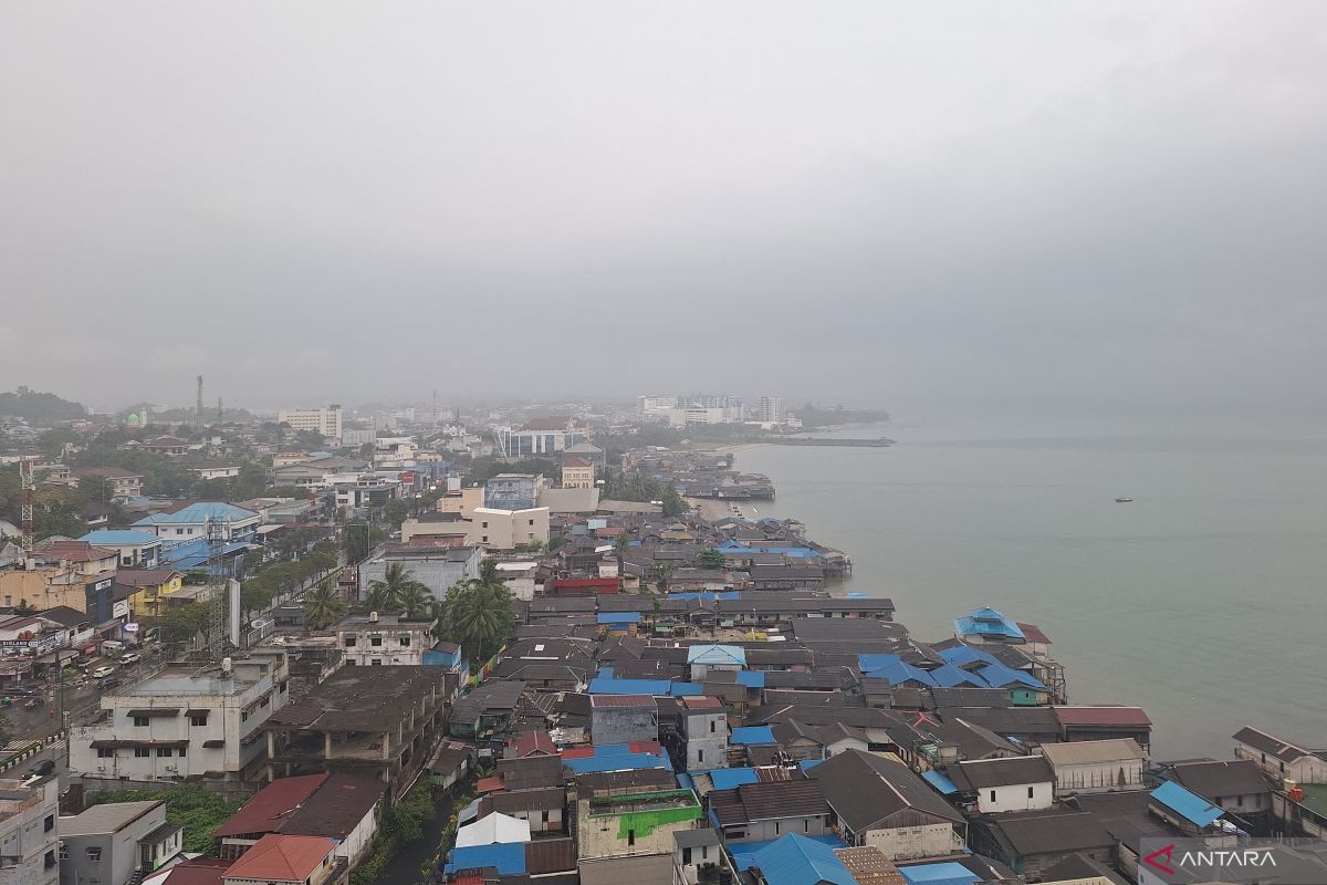 BMKG peringatkan potensi pasang laut capai 2,9 meter di Balikpapan