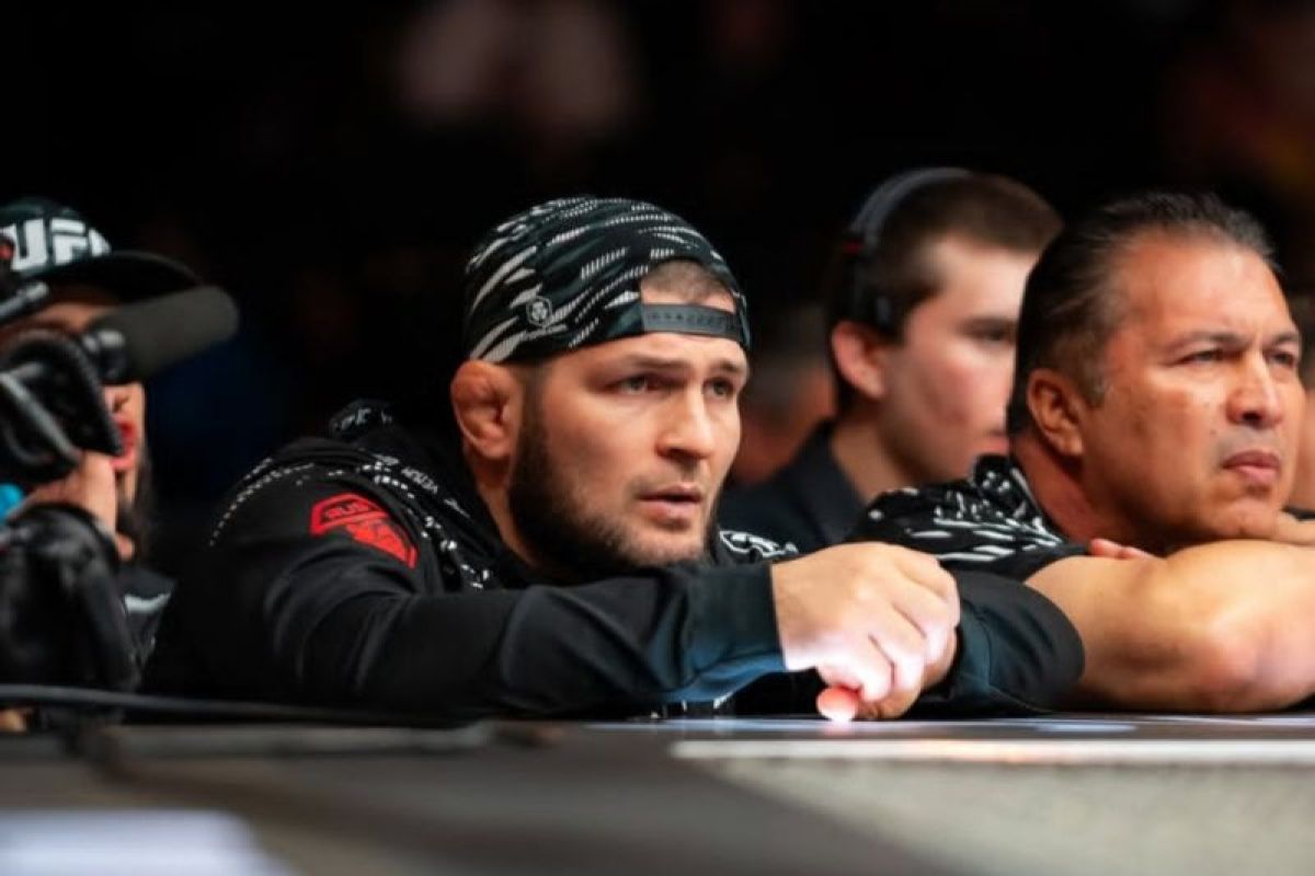 Nurmagomedov sebut Jon Jones petarung terbaik UFC