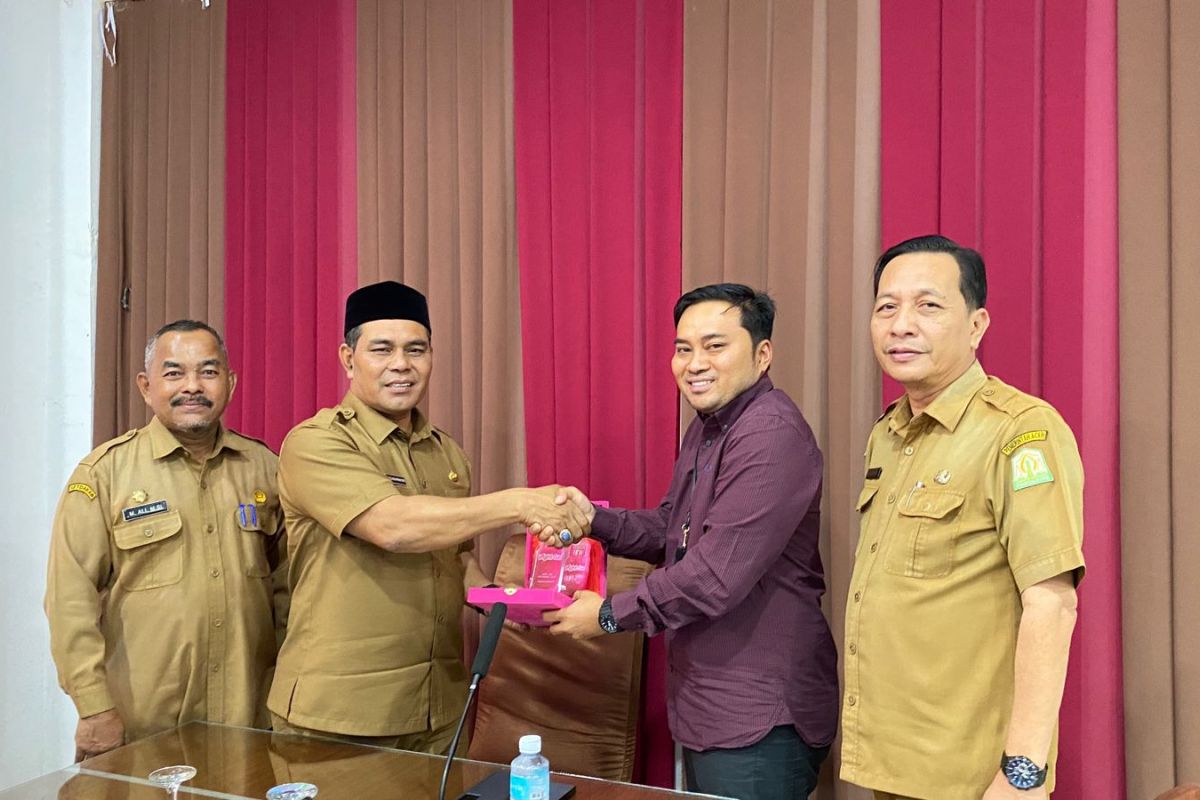 Bupati Aceh Besar minta cabut izin pangkalan elpiji bersubsidi 