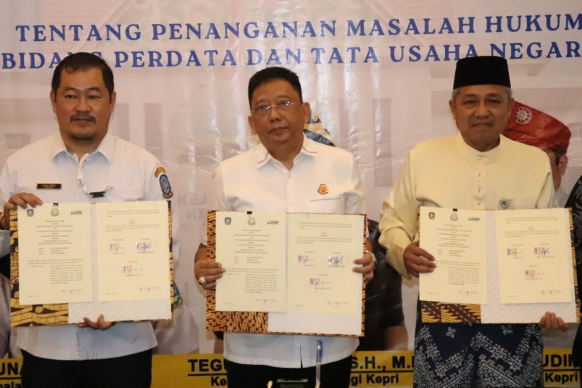 Kejati Kepri perkuat penegakan hukum di sektor transportasi laut