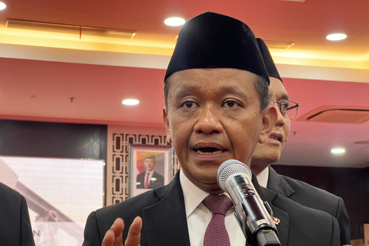 Menteri ESDM  Bahlil berencana libatkan TNI hingga KPK untuk cegah korupsi