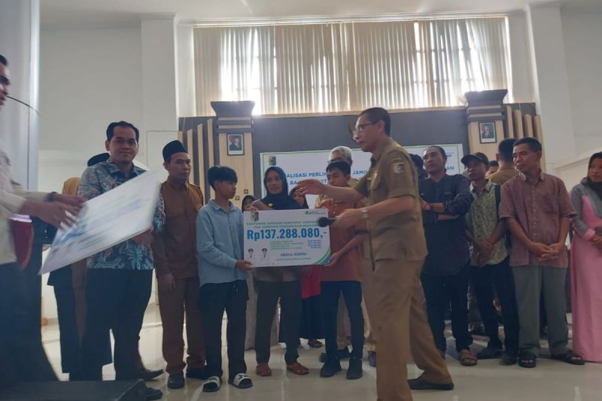 Perangkat desa di Lombok Timur dapat Jaminan kerja, Iuran BPJS ditanggung Pemda