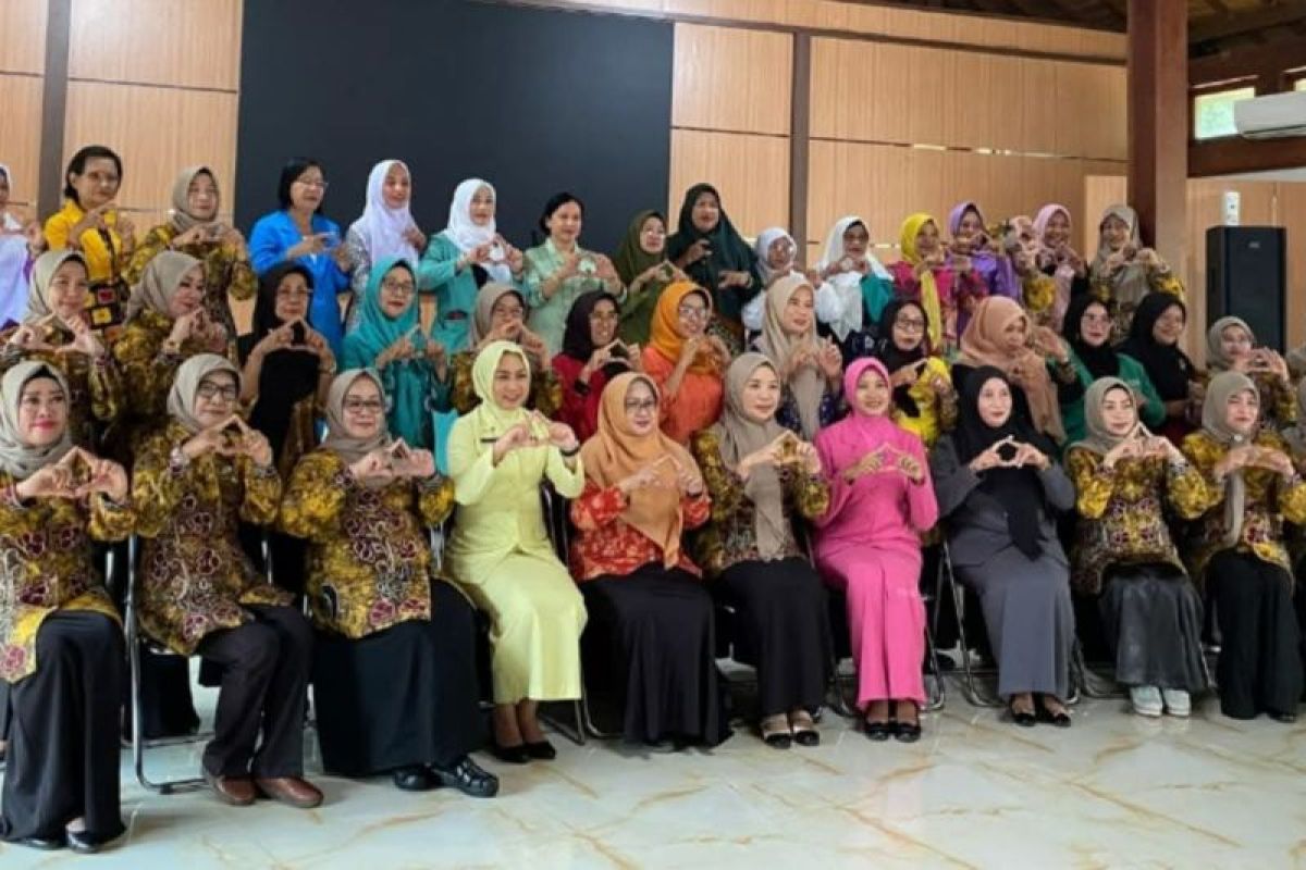 Perempuan di Tanah Laut dianggap semakin strategis pada pembangunan daerah