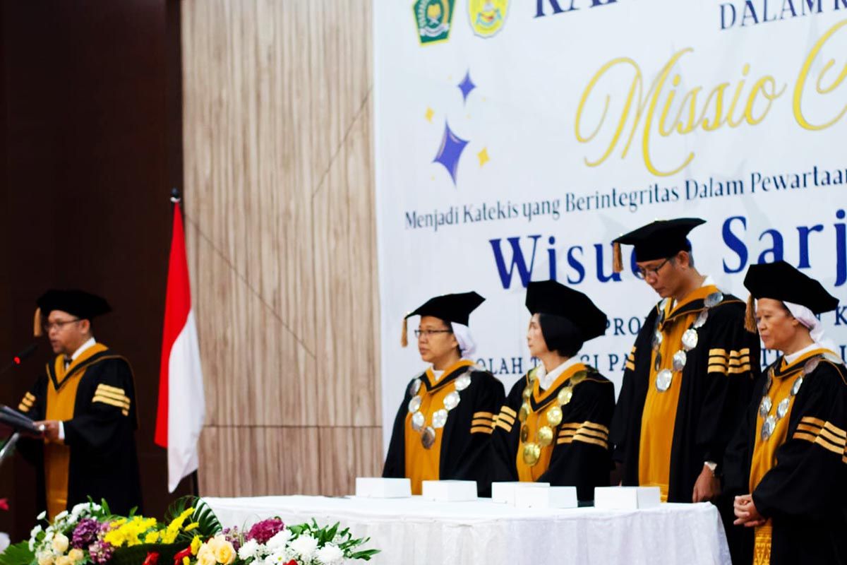 Uskup ajak lulusan STPKat jalani panggilan secara berintegritas