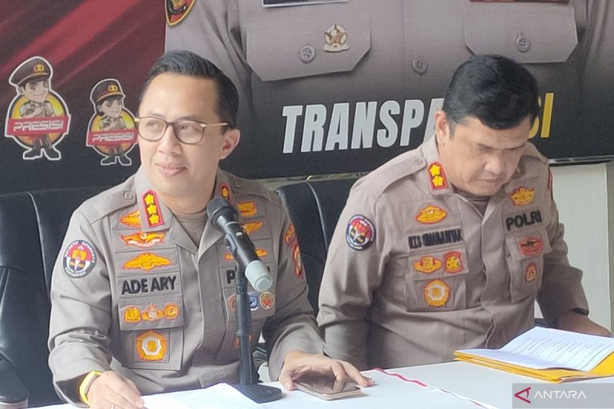 Polisi periksa 49 saksi soal kasus tuduhan ijazah palsu milik Jokowi
