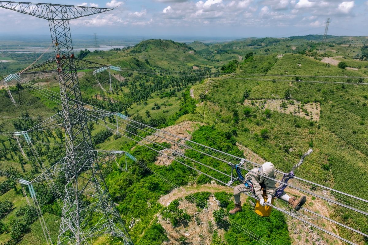 PLN pertahankan puncak sektor Utilitas Fortune Southeast Asia 500