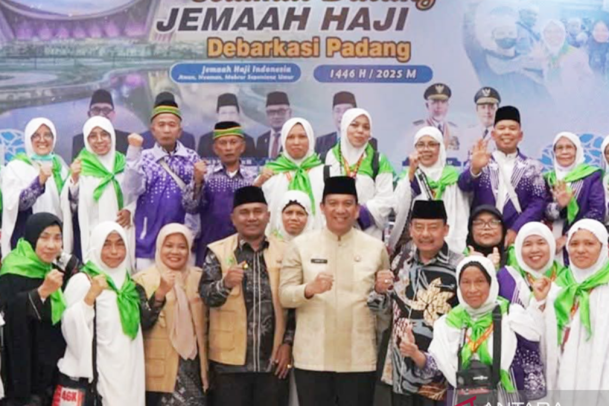 Jemaah haji Padang Panjang sampai dengan selamat di tanah air