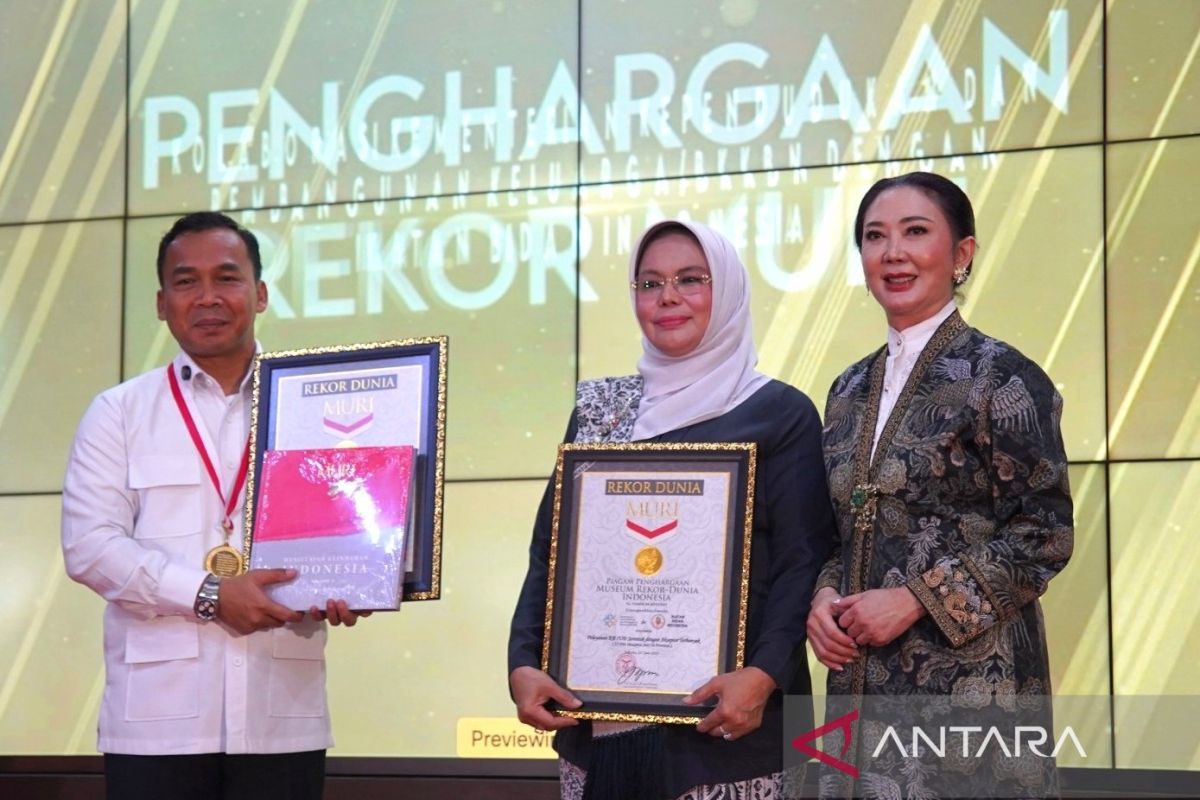 Kemendukbangga raih rekor dunia pelayanan KB serentak 57 ribu akseptor