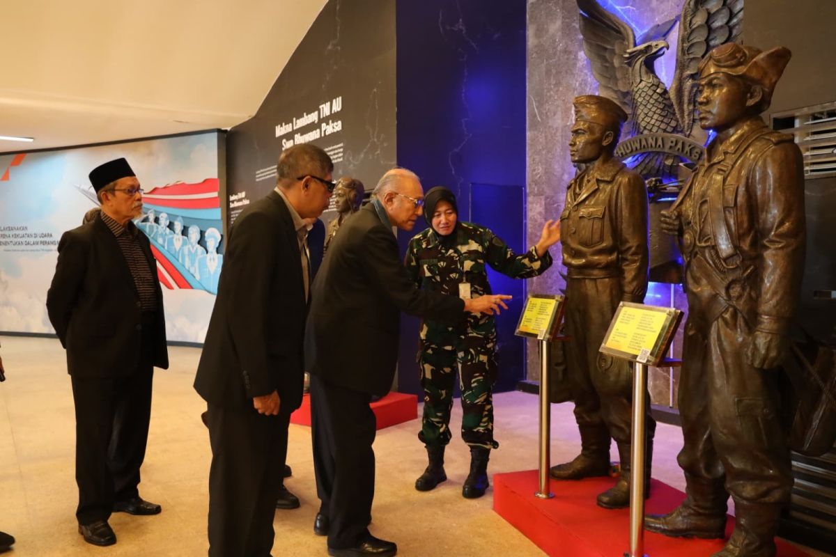 Wali Nanggroe Aceh jajaki pendirian museum Dirgantara