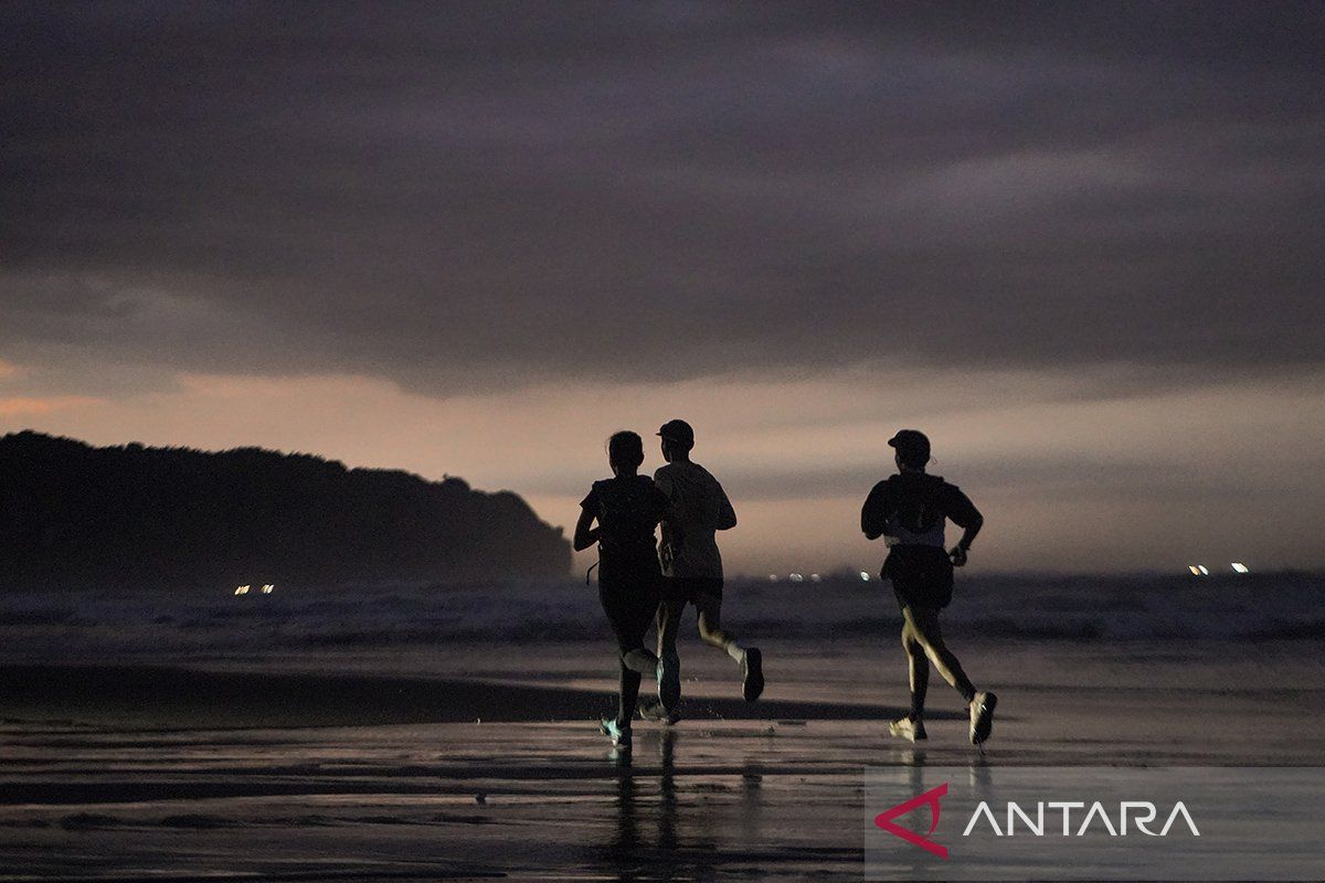 7 pantai terindah di Yogyakarta yang layak dikunjungi 2025