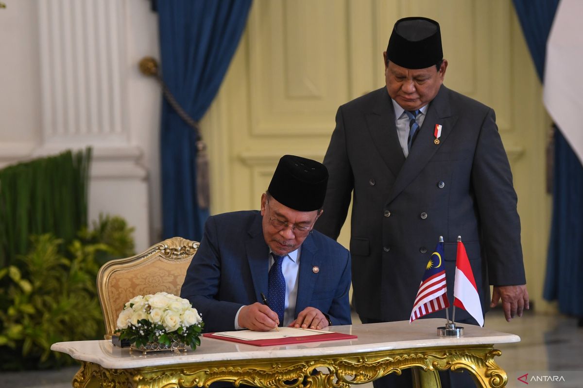 Prabowo praises Malaysian PM as friend of Indonesian nation
