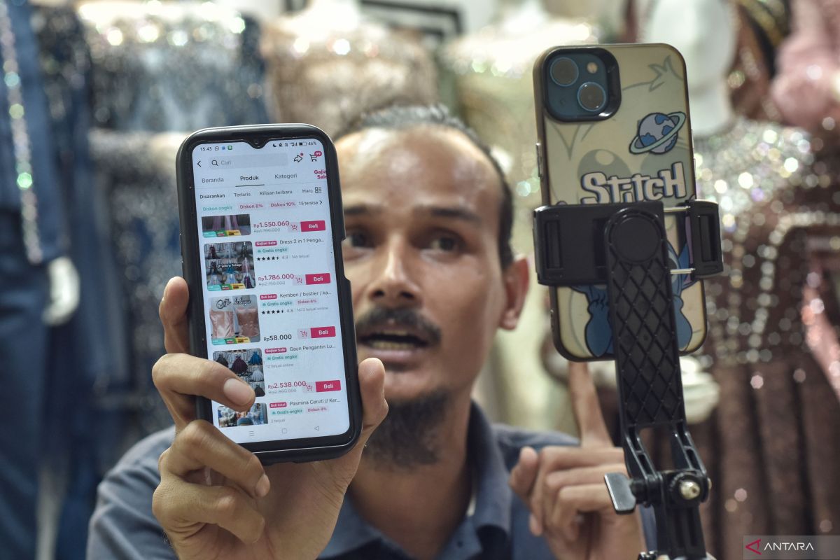 Govt moves to increase tax compliance of e-com sellers