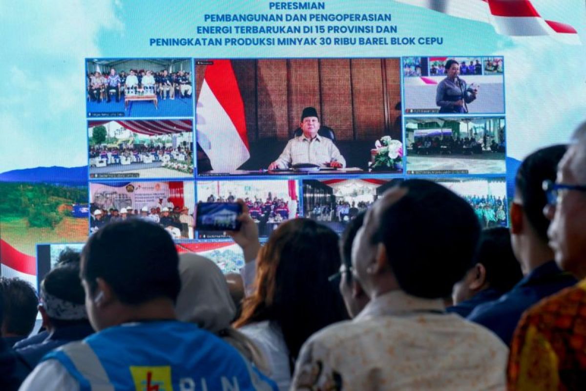 Presiden Prabowo resmikan 55 proyek pembangkit EBT, termasuk program lisdes PLN di berbagai wilayah Indonesia