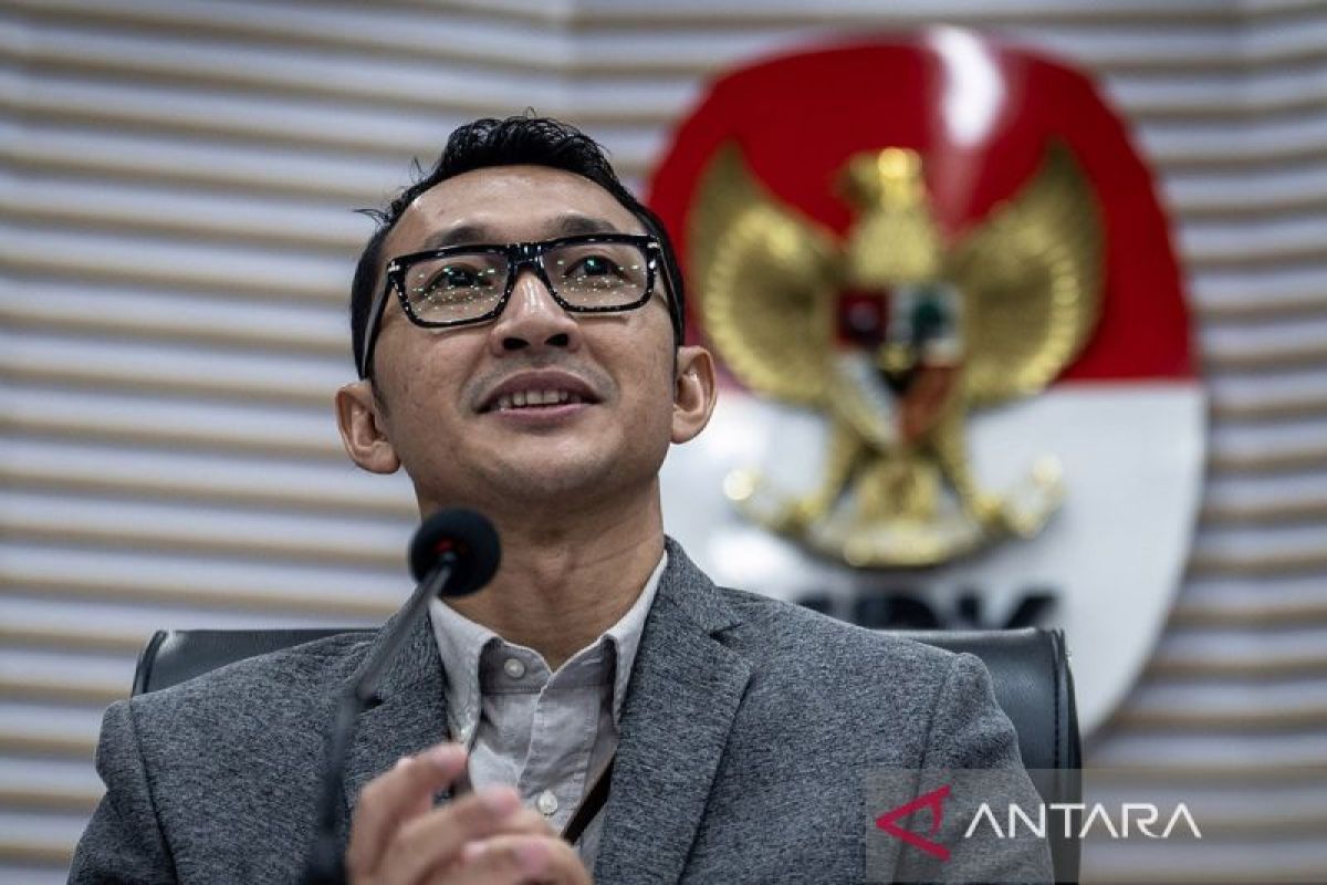 KPK menetapkan eks Sekjen MPR Maruf Cahyono jadi tersangka kasus gratifikasi
