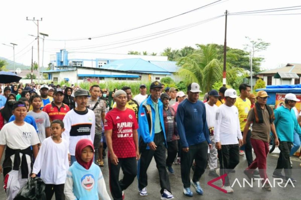 Bupati Wondama ajak masyarakat jaga keamanan jelang 1 abad Aitumeri