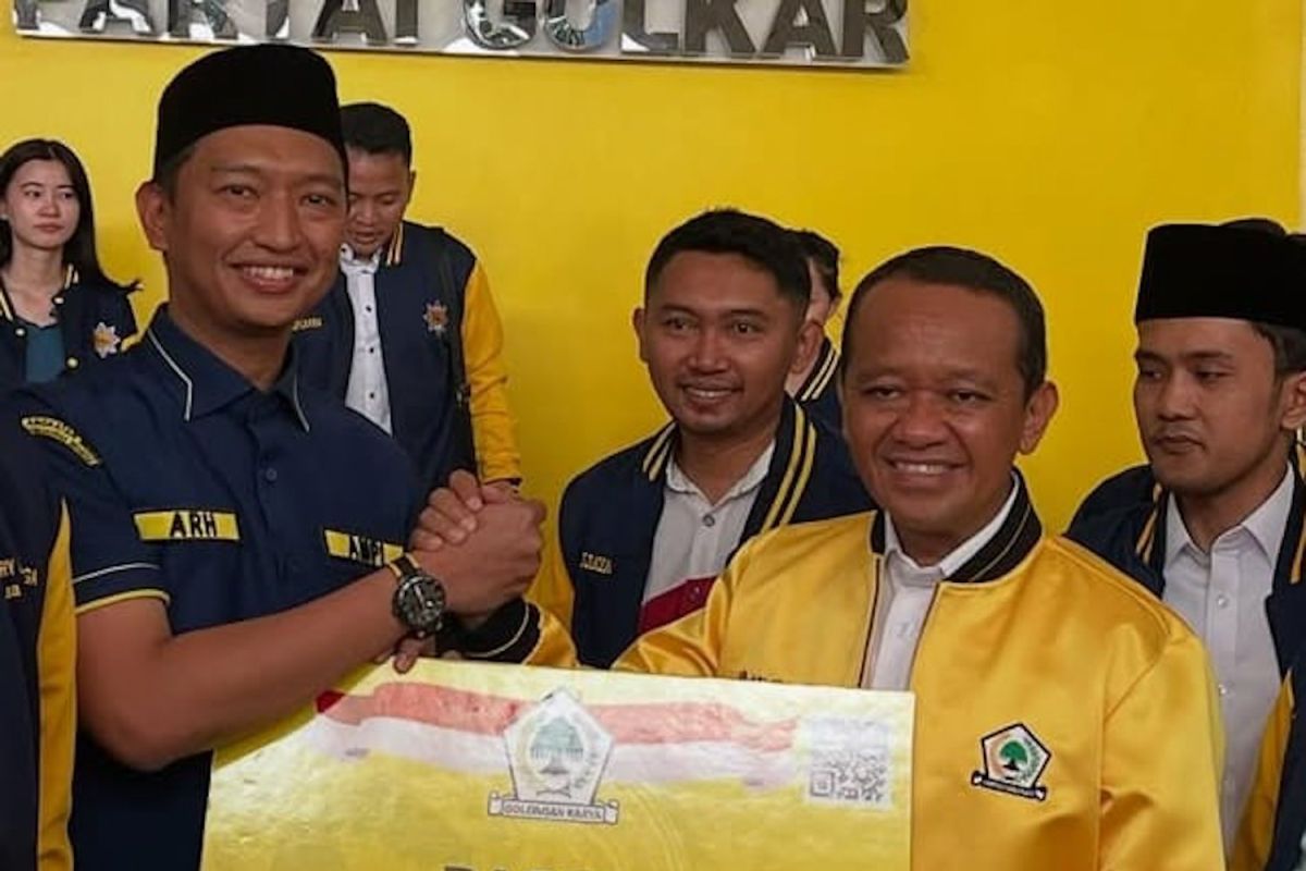 Arief Rosyid siap dukung pemerintah melalui Partai Golkar