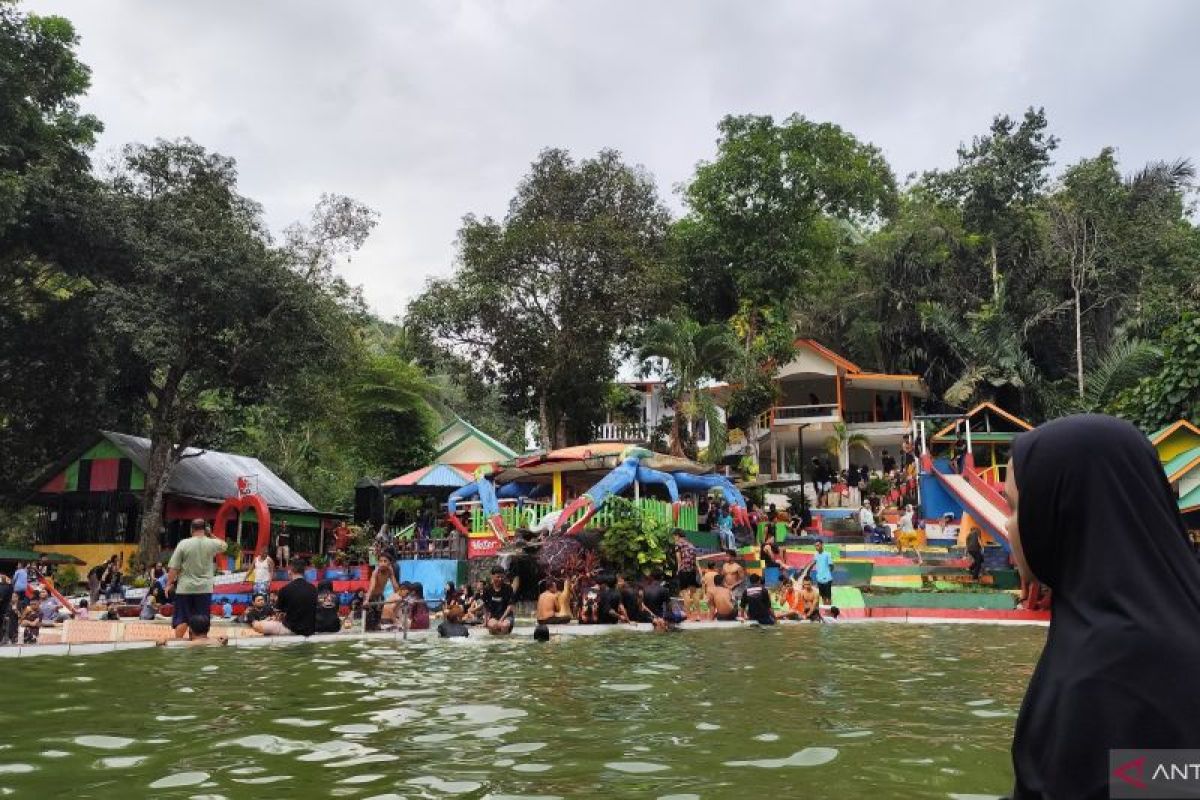 Objek wisata Miranti dipadati pengunjung saat akhir libur panjang