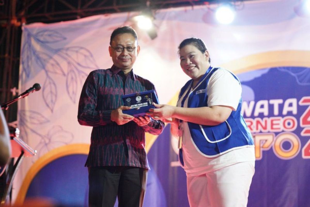 Wali Kota Pontianak dukung IWAPIdongkrak UMKM naik kelas