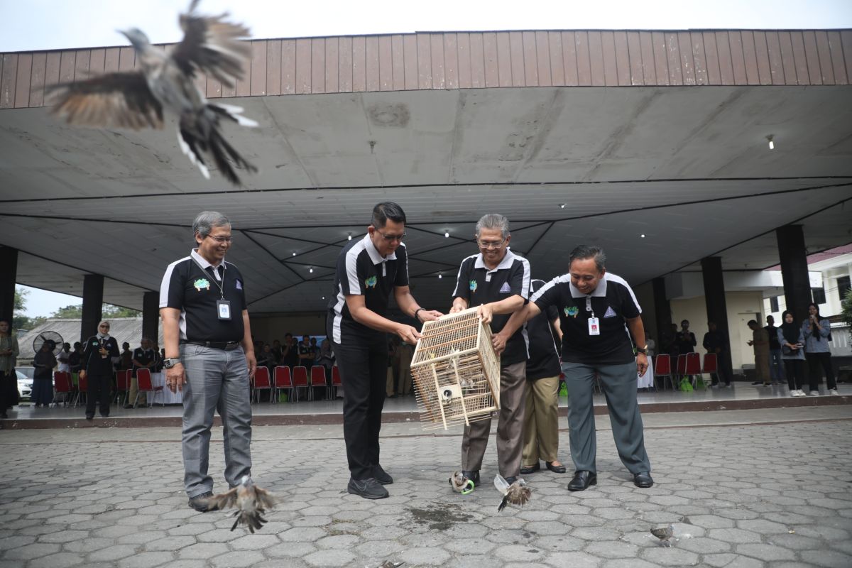Wabup Sleman : Masyarakat harus mulai kurangi polusi plastik