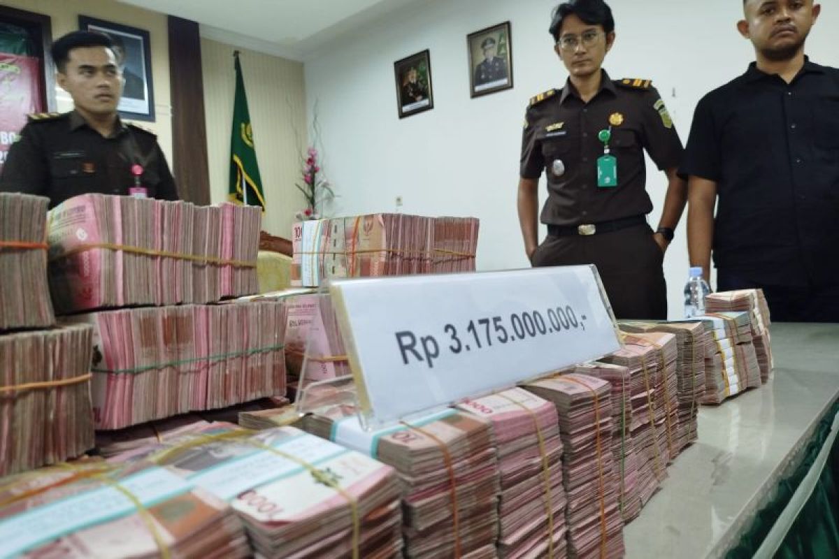 Kejaksaan sita Rp3,175 miliar dalam kasus dana BOS SMK 2 PGRI Ponorogo
