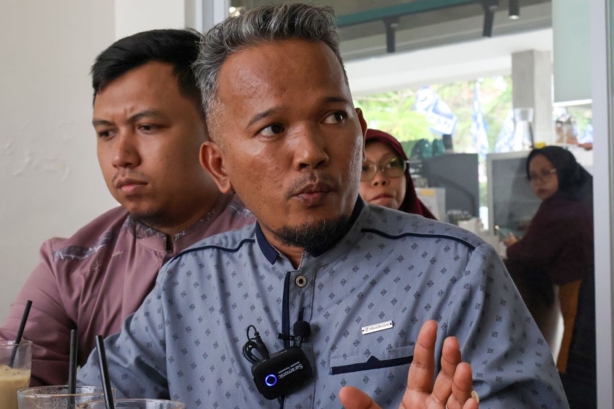 Ombudsman ingatkan sekolah tidak berbisnis seragam saat PPDB