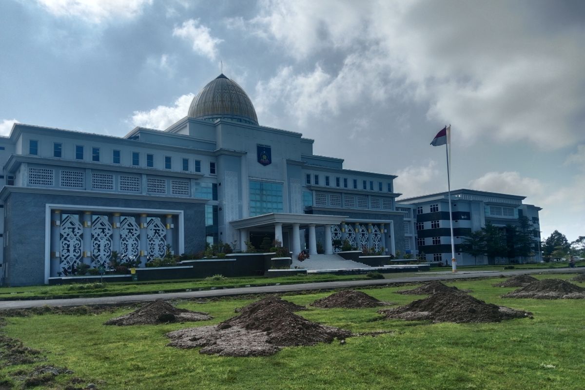 Penataan pedestrian kantor Bupati Lombok Tengah ramah pejalan kaki