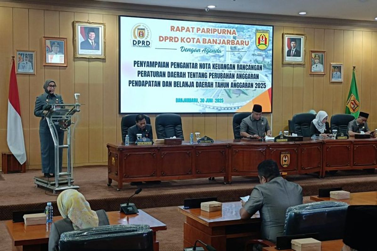 Wali Kota Lisa sampaikan pidato perdana pada Rapat Paripurna DPRD
