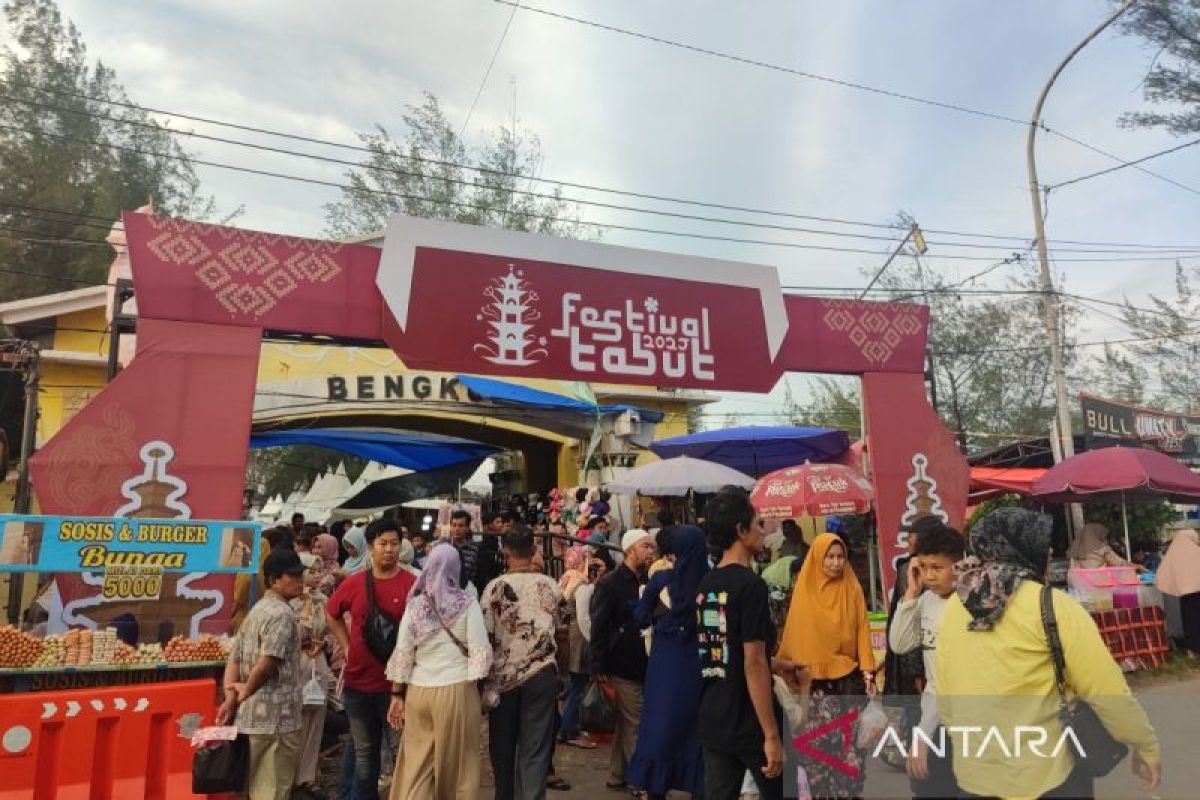 Pemkot Bengkulu kerahkan 30 petugas kebersihan pada Festival Tabut