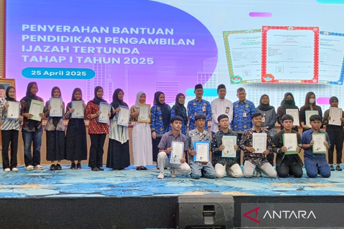 Seratus siswa di Jaktim ikut program penebusan ijazah hingga Juni