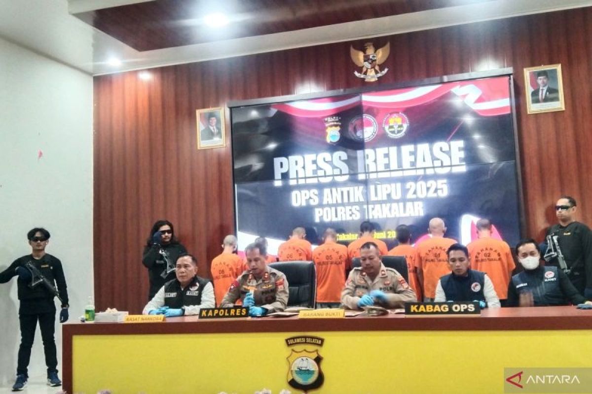 Polres Takalar menangkap sembilan penyalahguna narkoba