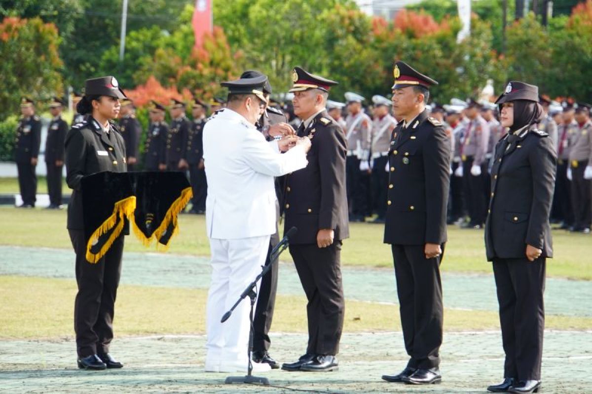 Tiga personel terbaik Polda Babel terima penghargaan Bintang Bhayangkara Nararya