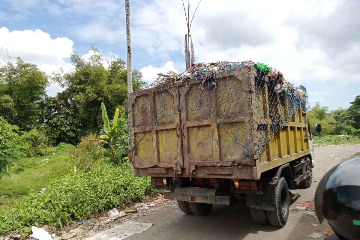 Wow!! Volume sampah di Mataram selama Fornas naik hingga lima ton per hari