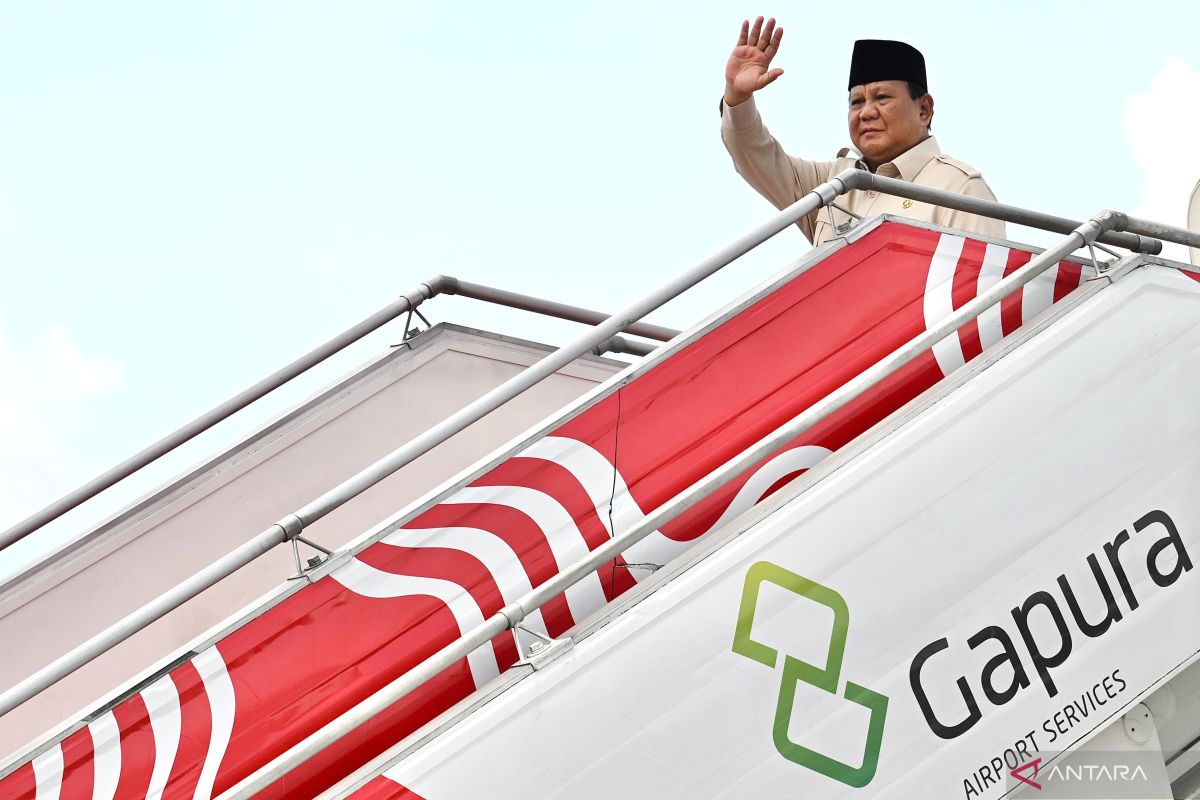 Presiden Prabowo bertolak ke Arab Saudi bahas isu Timur Tengah hingga kampung haji