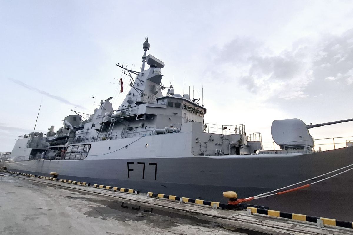 Kapal fregat Selandia Baru kunjungi Jakarta tegaskan kerja sama AL