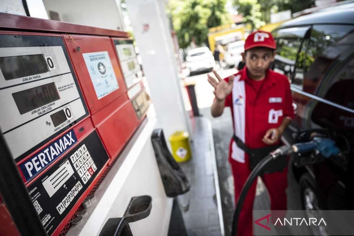 Awal bulan, harga BBM kompak naik termasuk di Pertamina