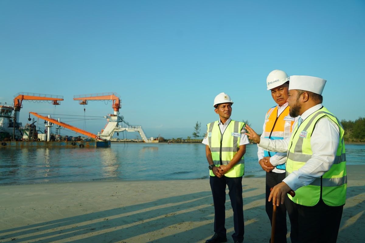 Gubernur-Wagub Bengkulu dan bupati bergantian berkantor di Enggano