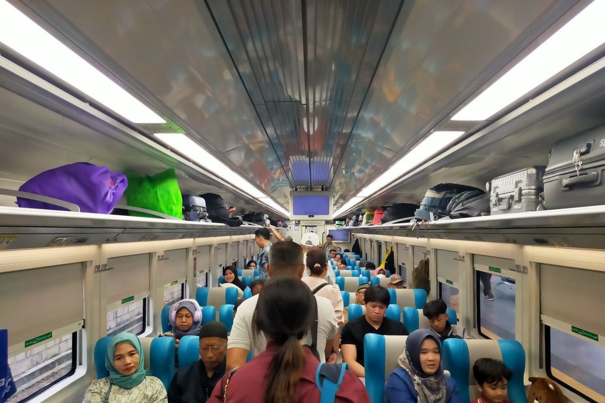 KAI Jakarta sebut jumlah penumpang kereta naik pada Juni 2025 