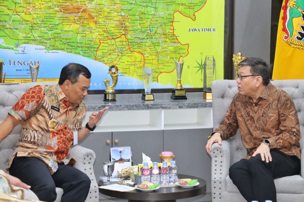 Gubernur Jateng minta Dubes bantu percepatan pembukaan rute penerbangan Semarang - Singapura