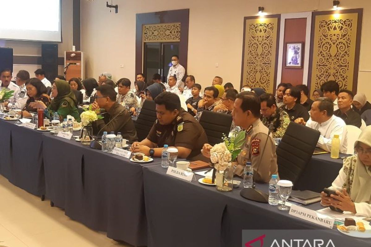Komisi XIII DPR RI Serap Aspirasi Masyarakat Riau Terkait Revisi UU LPSK