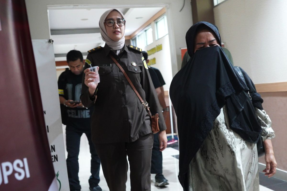 Kejati Sulsel bekuk buronan kasus perpajakan asal Nabire di Makassar