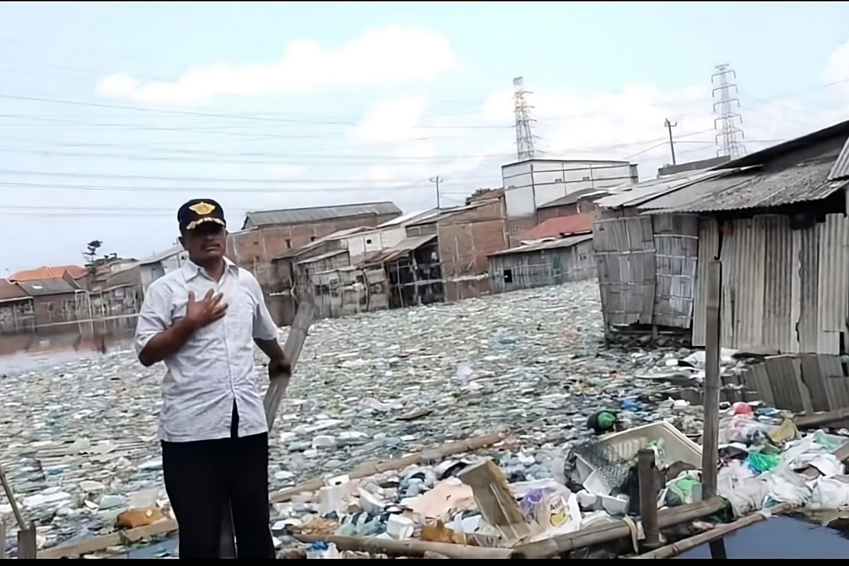 Pemkot Semarang siapkan  solusi bertahap tangani sampah di Tambaklorok