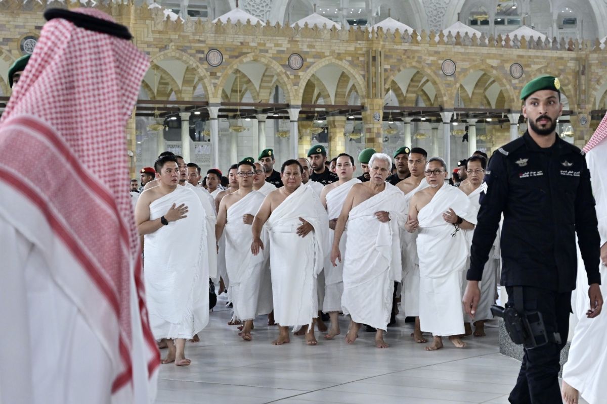 Menag doakan keberkahan bagi bangsa saat umrah bersama Presiden Prabowo