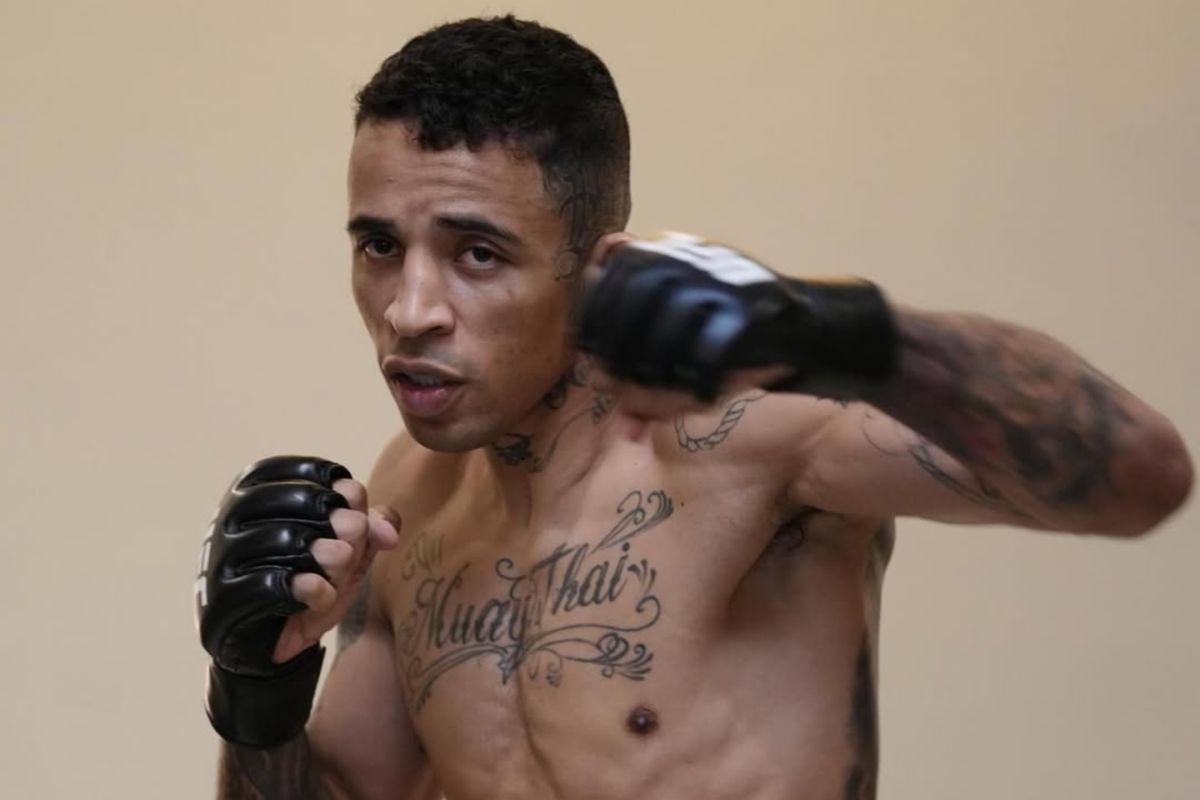 UFC pertemukan ulang Carlos Prates dan Geoff Neal di UFC 319