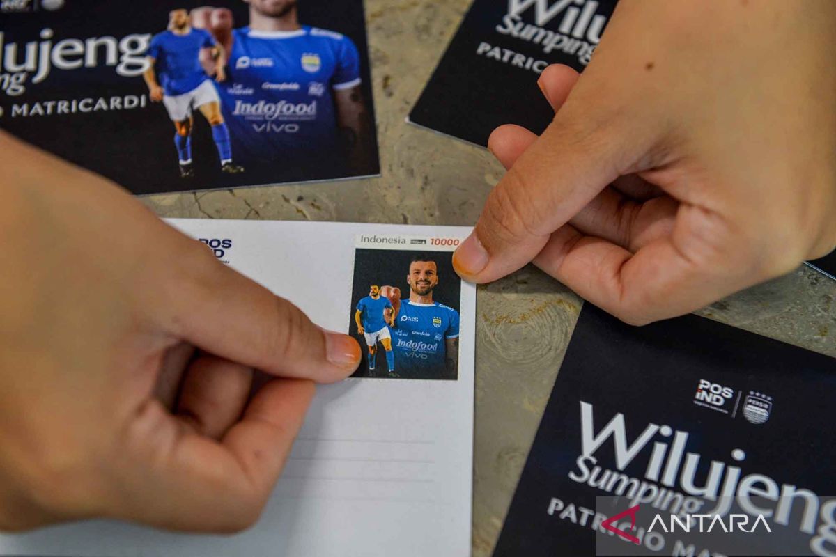 Persib Bandung perkenalkan pemainnya melalui kartu pos dan prangko