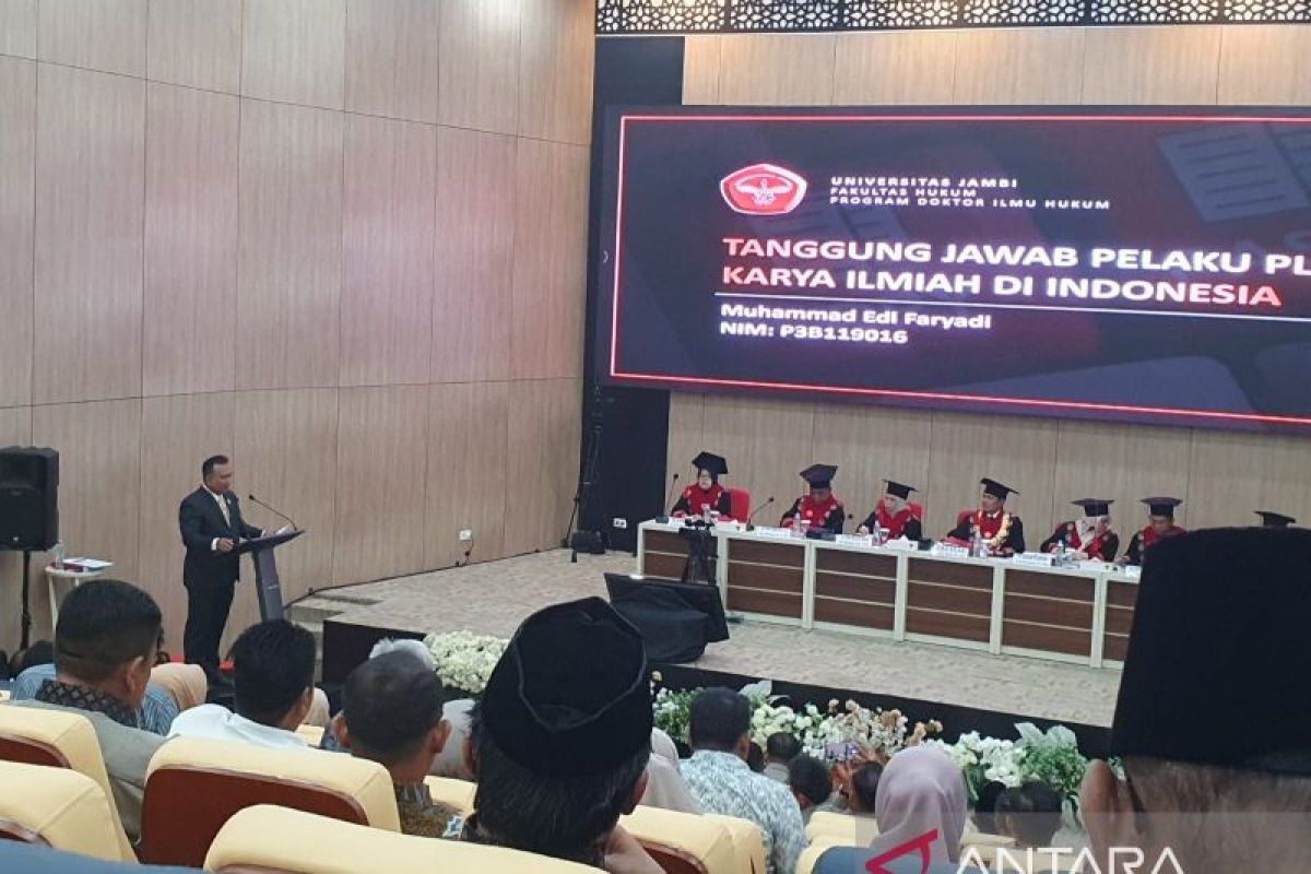 Sidang Promosi Doktor Muhammad Edi Faryadi Raih Gelar Tertinggi Akademik