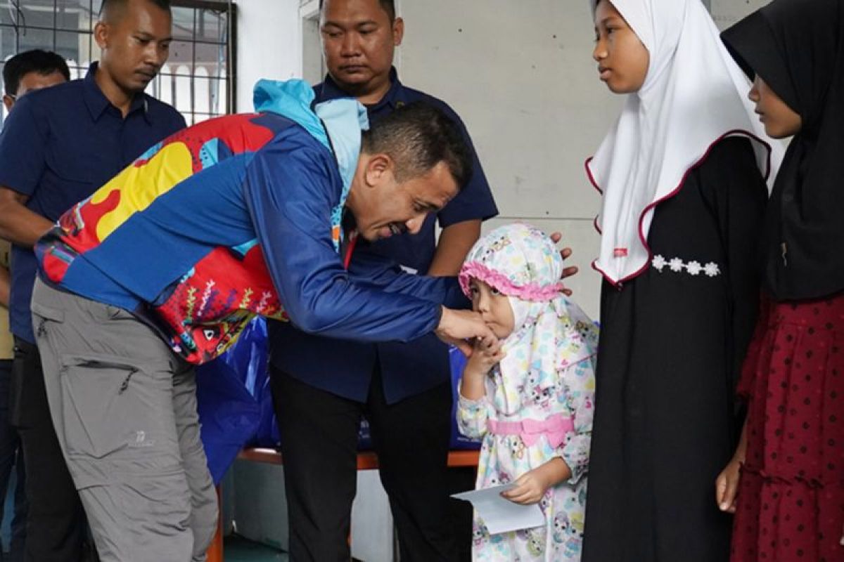 Jaksel gencarkan "Safari Jumat" untuk salurkan santunan yatim piatu