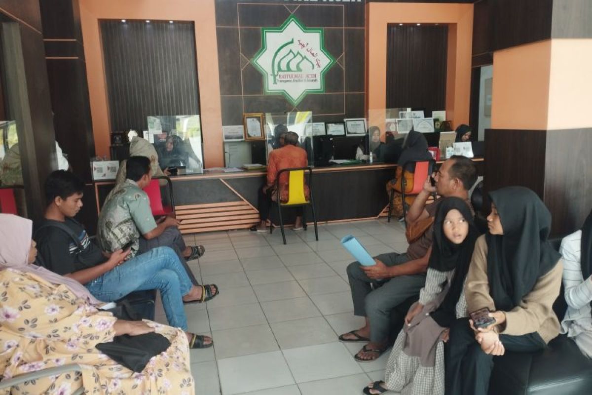 Baitul Mal Aceh salurkan zakat Rp19,6 miliar untuk 11.824 mustahik