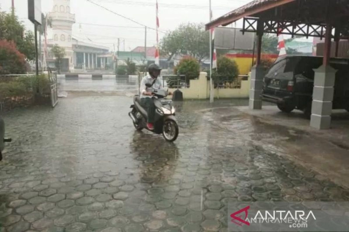 BMKG: Pangkalpinang dan beberapa kota alami hujan di akhir pekan ini